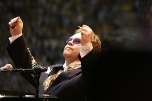 Elton John in Pula